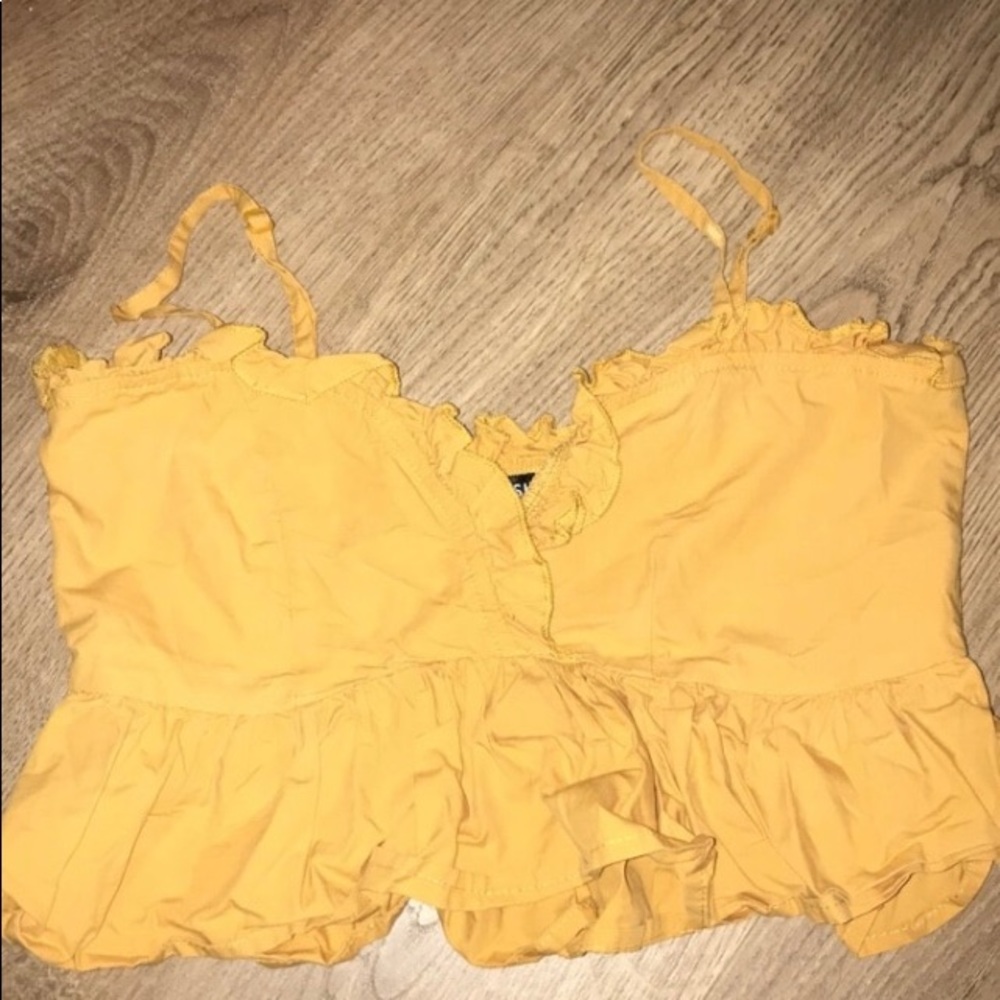 SHEIN RUFFLE ADJUSTABLE CAMI TOP